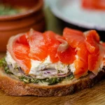 Christmas Käse Sandwich mit Lachs und Mascarpone